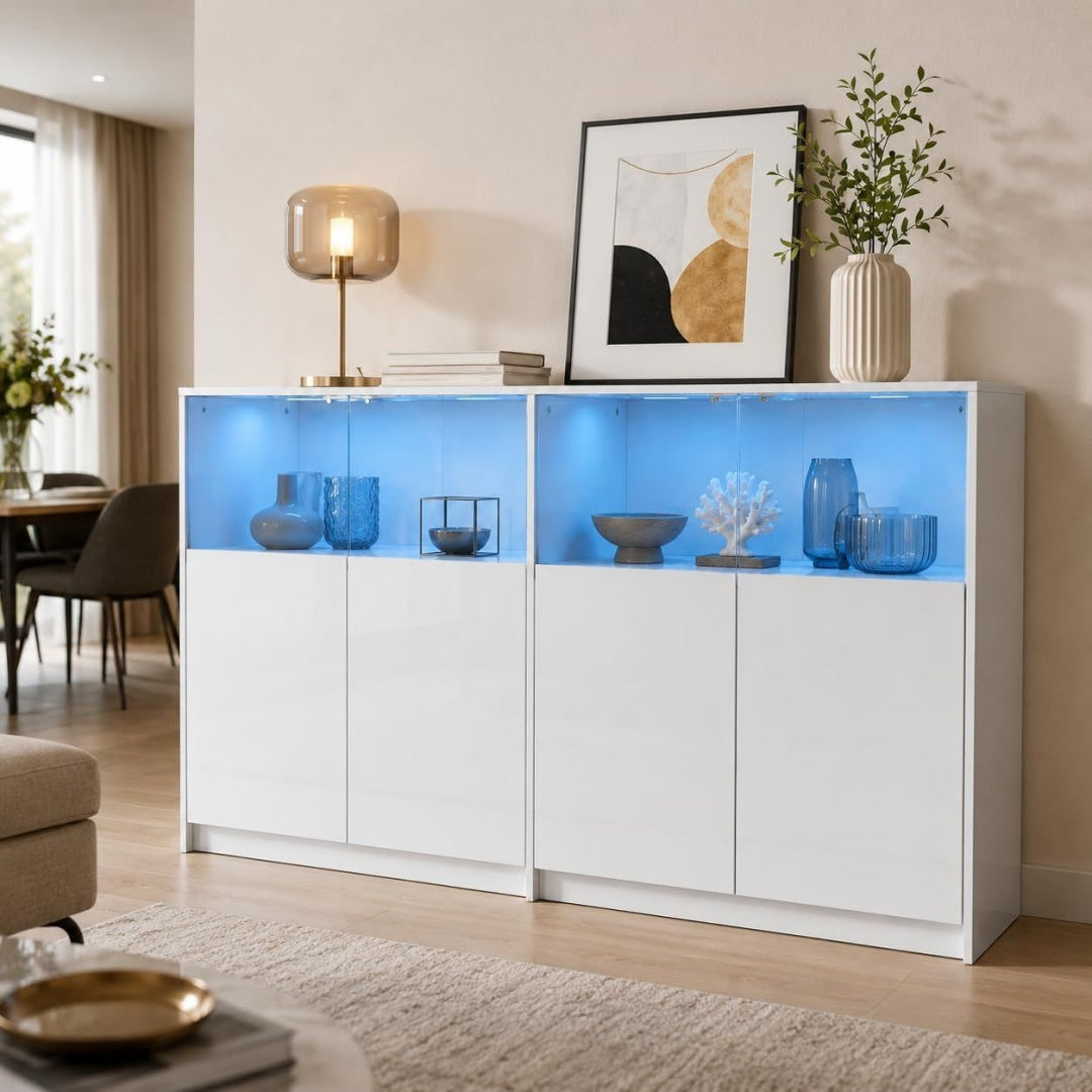 Une silhouette equilibree pour ce buffet avec tiroirs, avec portes, teinte non determine