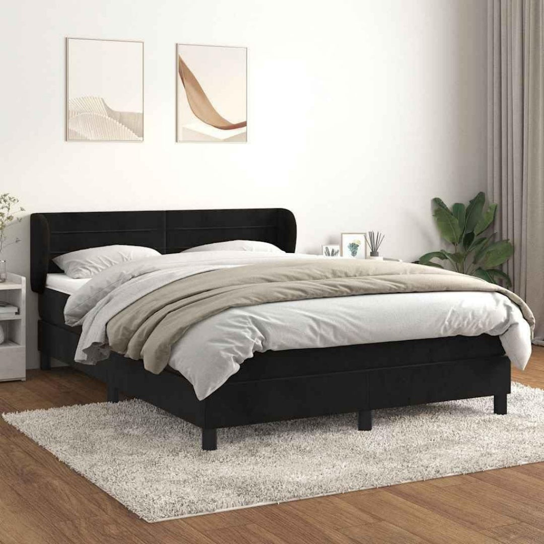Le charme du rangement avec ce table avec portes, a l'aspect bois, coloris noir et bois naturel