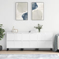 Une touche de caractere, buffet a l'aspect bois, aux lignes contemporaines dans un ton blanc et bois naturel